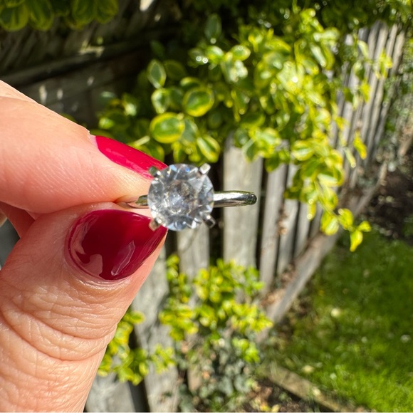 UNCAS Solitaire Ring Silver Engagement CZ Size 5.5 Vintage - Picture 7 of 10